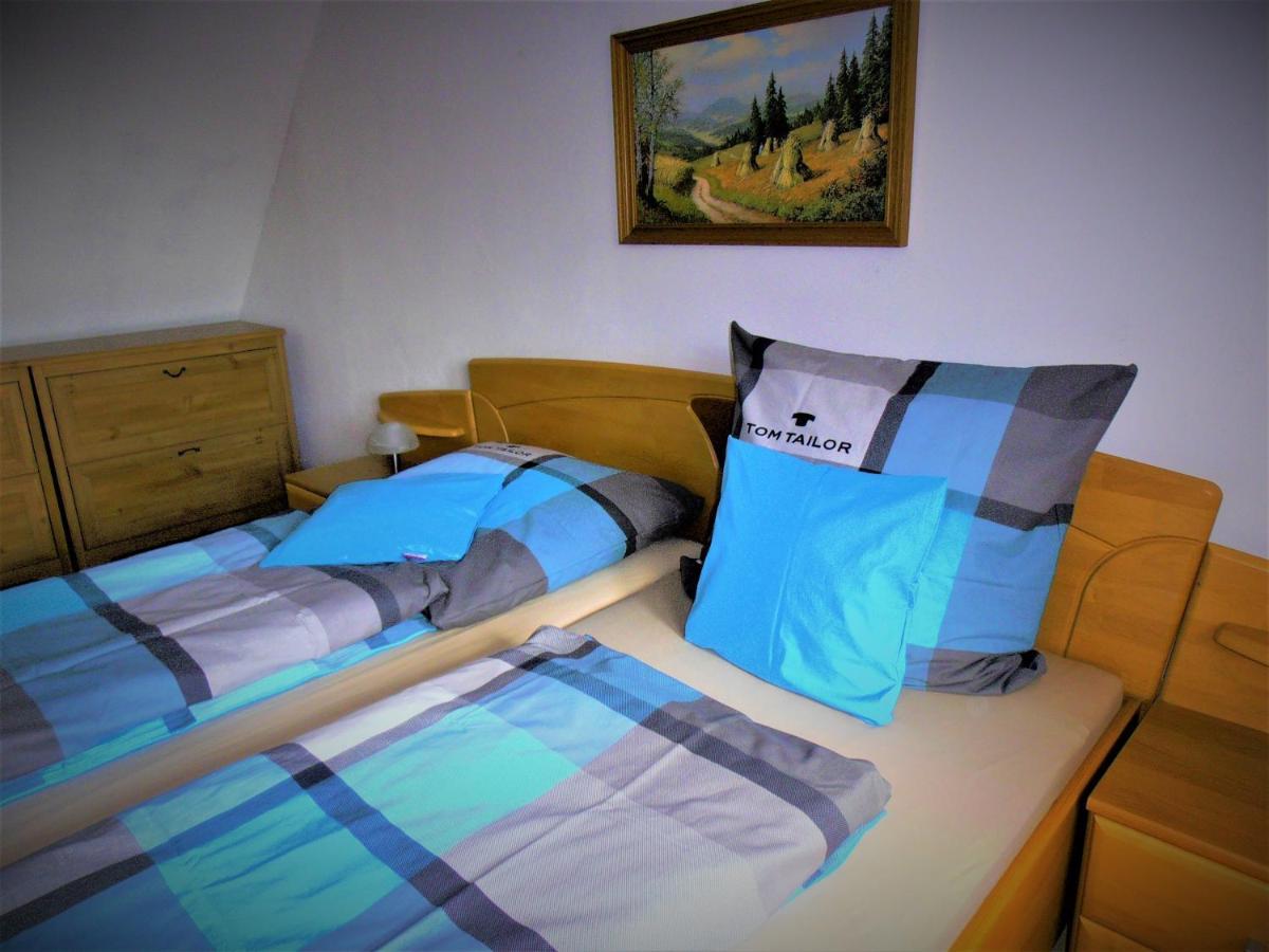 Familienfreundliches Ferienhaus Mit 3 Schlafzimmern Oldisleben Buitenkant foto